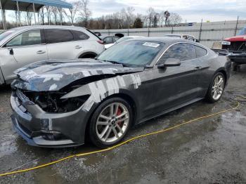  Salvage Ford Mustang