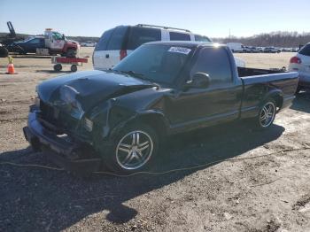  Salvage Chevrolet S-10