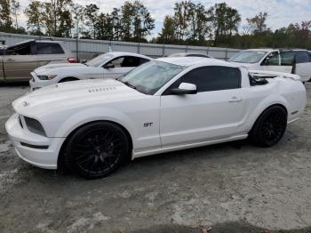  Salvage Ford Mustang