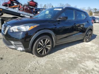  Salvage Nissan Kicks