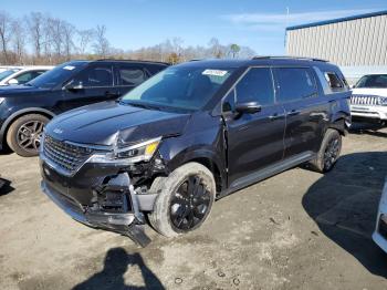  Salvage Kia Carnival