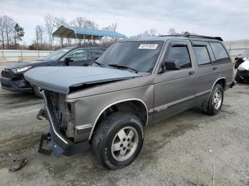  Salvage Chevrolet Blazer