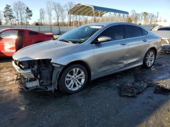  Salvage Chrysler 200