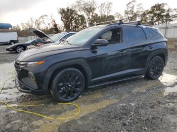  Salvage Hyundai TUCSON