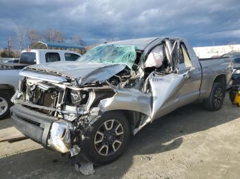  Salvage Toyota Tundra