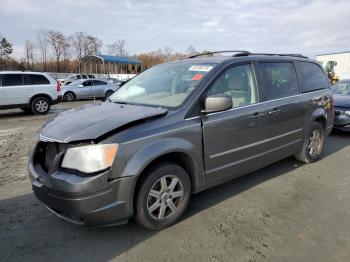  Salvage Chrysler Minivan