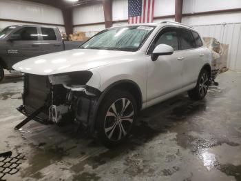  Salvage Volkswagen Touareg