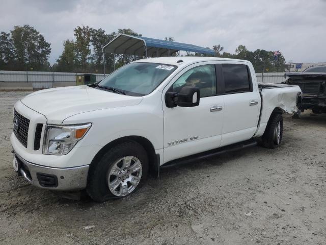  Salvage Nissan Titan