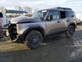  Salvage Toyota Land Cruis