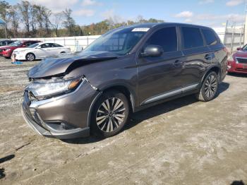  Salvage Mitsubishi Outlander