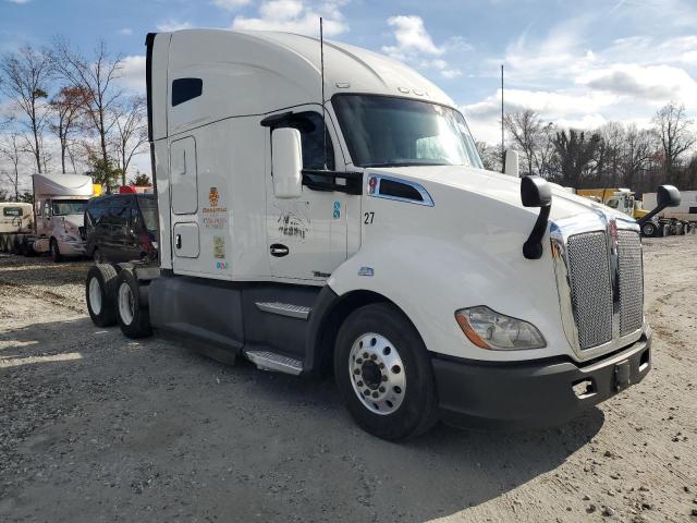  Salvage Kenworth Constructi