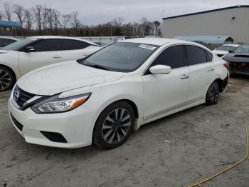  Salvage Nissan Altima