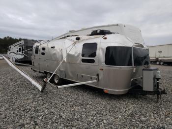  Salvage Airstream Globetrott