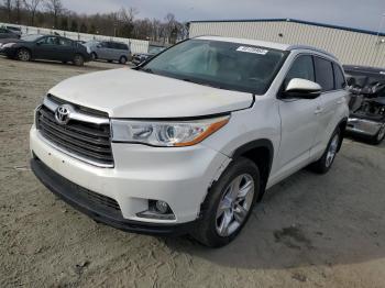  Salvage Toyota Highlander