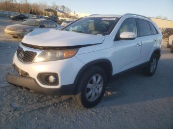  Salvage Kia Sorento