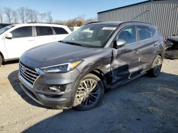  Salvage Hyundai TUCSON