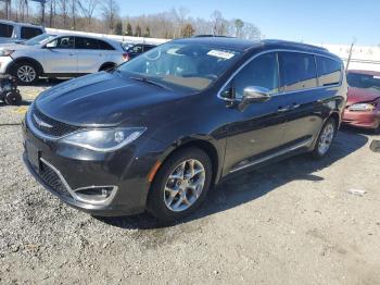  Salvage Chrysler Pacifica