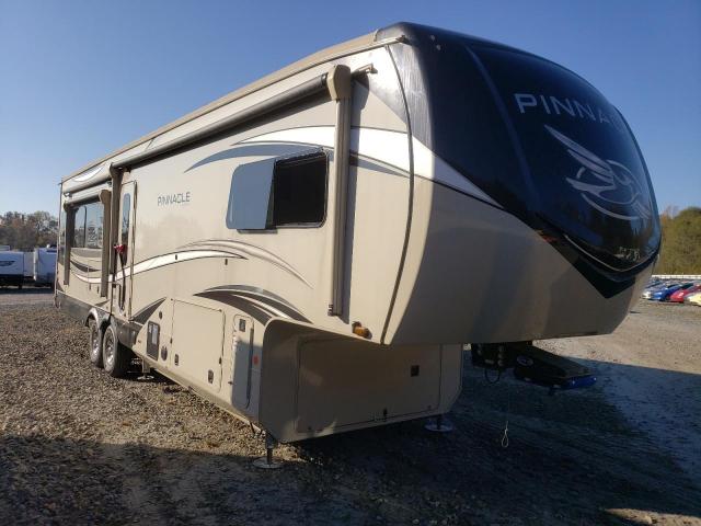  Salvage Jayco Pinnacle