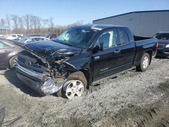  Salvage Toyota Tundra