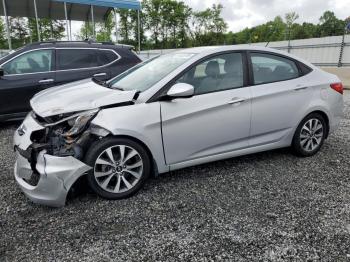  Salvage Hyundai ACCENT