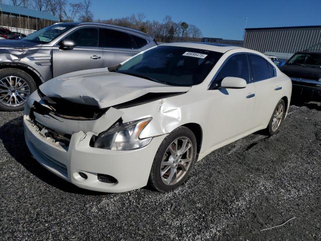  Salvage Nissan Maxima