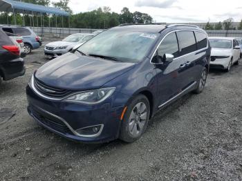  Salvage Chrysler Pacifica
