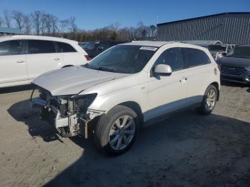  Salvage Mitsubishi Outlander