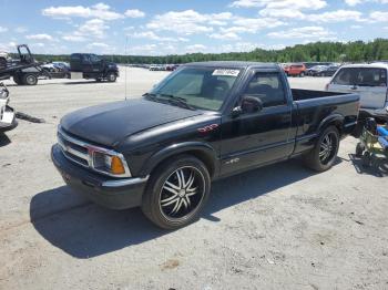  Salvage Chevrolet S-10