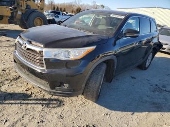  Salvage Toyota Highlander