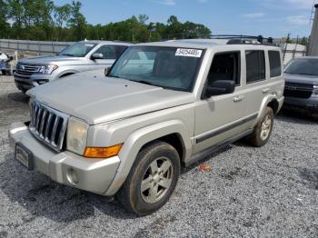  Salvage Jeep Commander