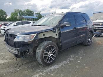  Salvage Ford Explorer