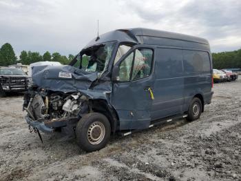  Salvage Mercedes-Benz Sprinter