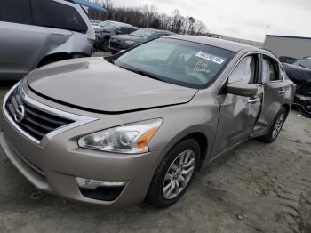  Salvage Nissan Altima