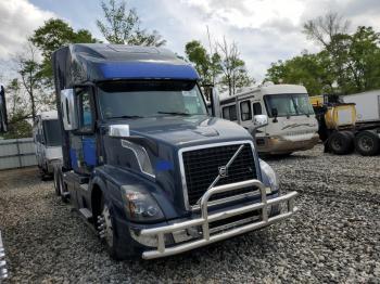  Salvage Volvo Vnl