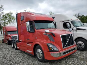  Salvage Volvo Vnl