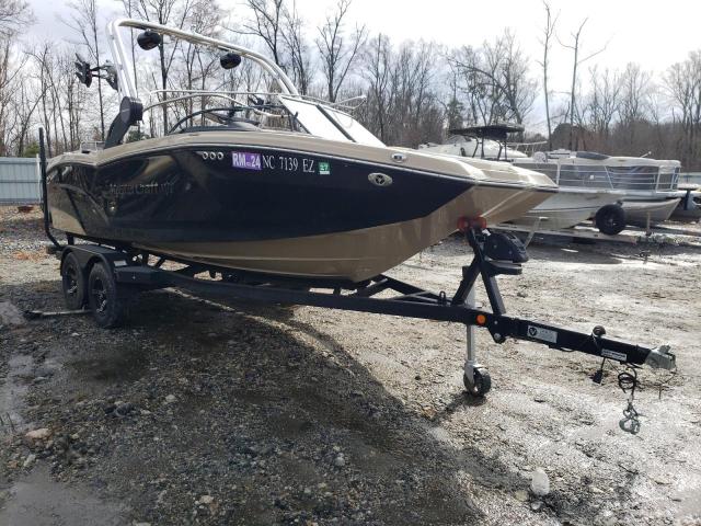  Salvage Mastercraft Craft Boat