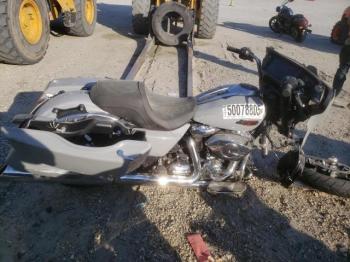  Salvage Harley-Davidson Fl