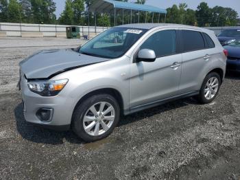  Salvage Mitsubishi Outlander