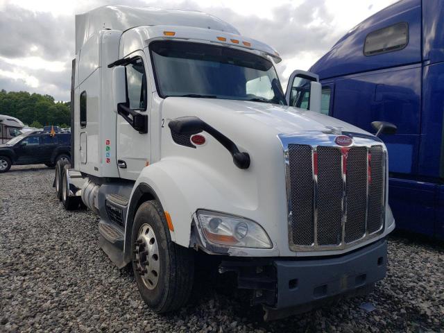  Salvage Peterbilt 579