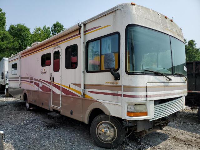  Salvage Workhorse Custom Cha Motorhome