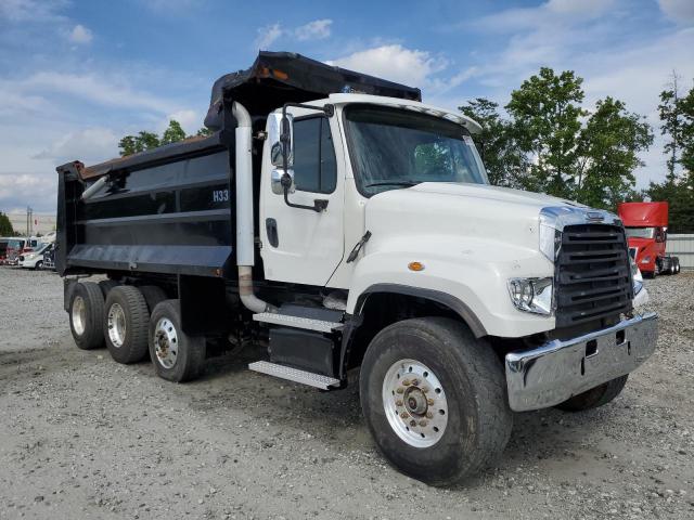  Salvage Freightliner 114sd