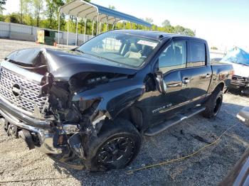  Salvage Nissan Titan