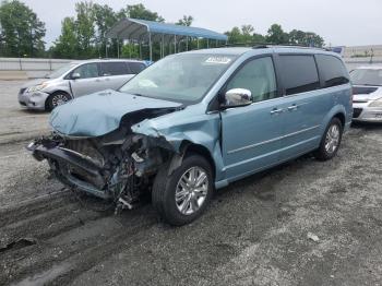 Salvage Chrysler Minivan