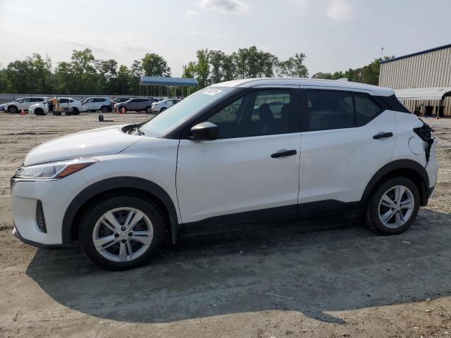  Salvage Nissan Kicks