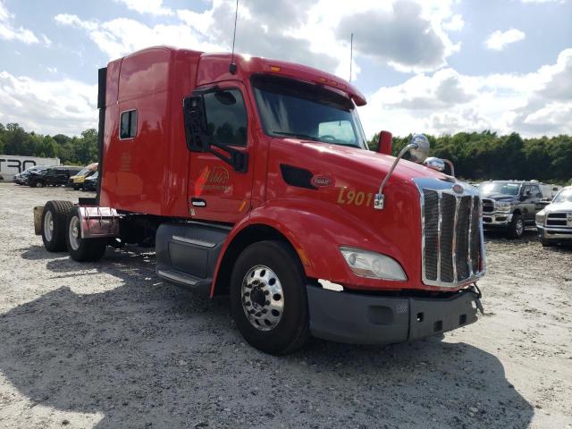  Salvage Peterbilt 579