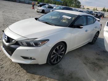  Salvage Nissan Maxima