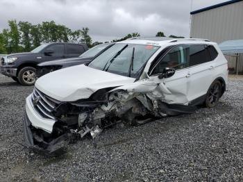  Salvage Volkswagen Tiguan