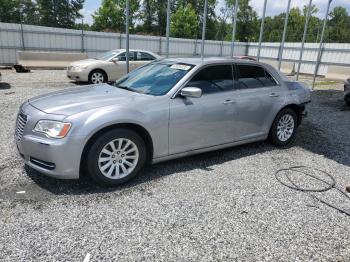 Salvage Chrysler 300