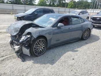  Salvage Porsche Panamera