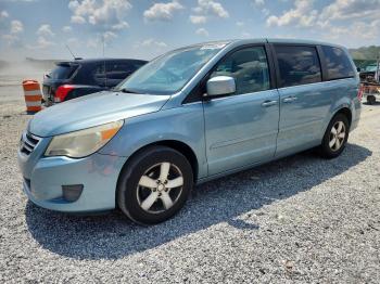  Salvage Volkswagen Routan